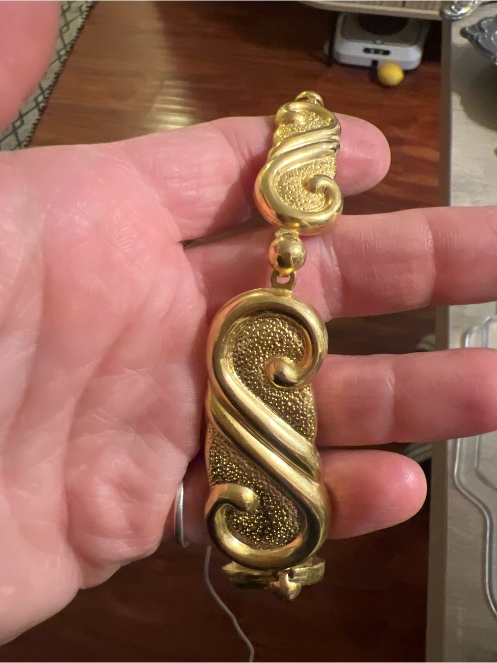 Gold-Tone Swirl Link Bracelet